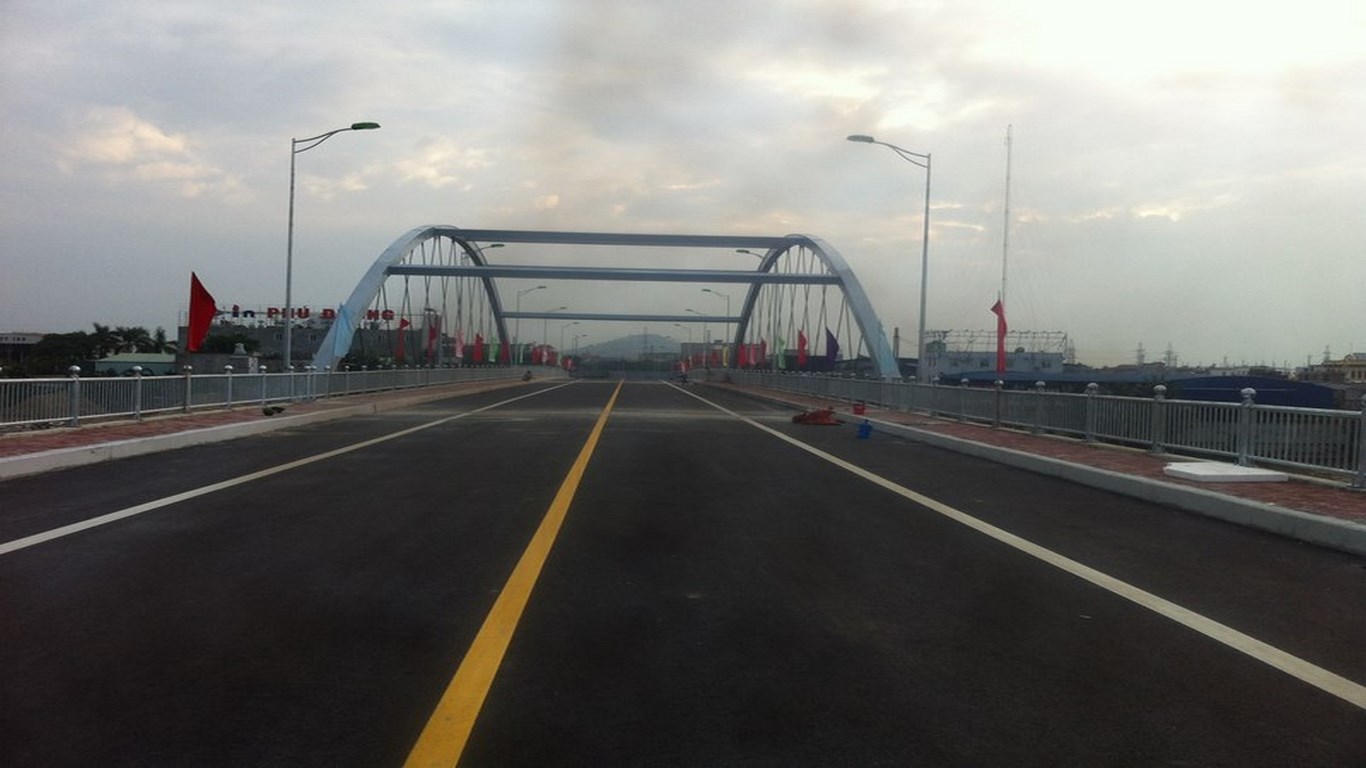 越南海防1#念桥及长征路改造工程