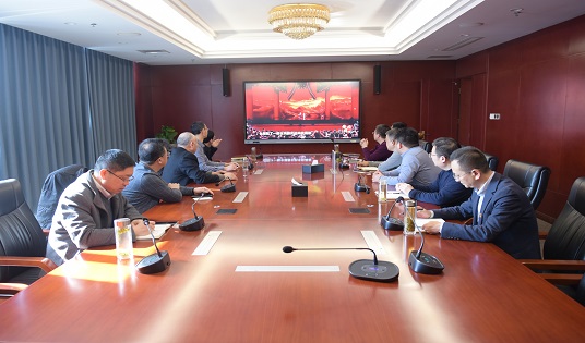 集团公司组织观看《榜样10》专题片