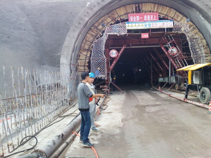 渑垣高速tj-3标韶山峡隧道进口左洞二次衬砌混凝土浇筑完成_江苏省交